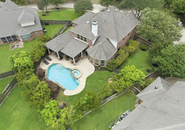 Photo 3 of Single family home for sale at 12118 N Founders Shore Dr, Cypress, TX 77433 | MLS# 7876900 | Listing updated on 2026-09-05