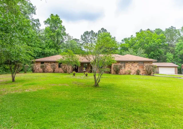 Homes for sale in Vidor, TX | 995 Strickland St, Vidor, TX 77662 | MLS# 33301661