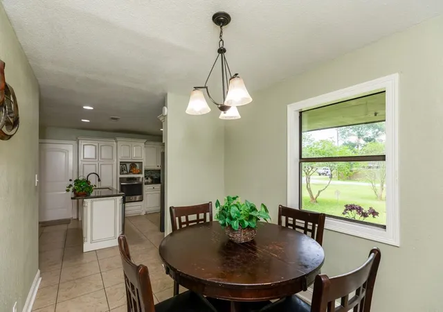 Homes for sale in Vidor, TX | 995 Strickland St, Vidor, TX 77662 | MLS# 33301661
