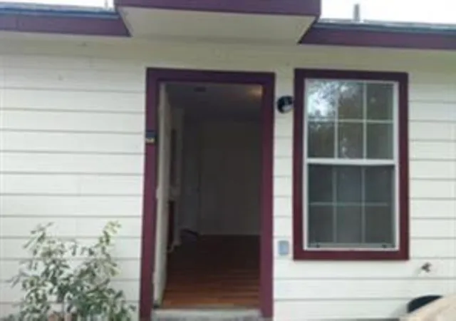 13th image of 1131 W Front St, Sealy, TX 77474 | MLS# 31522888