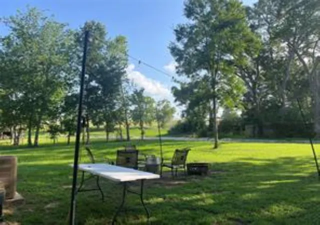 4th image of 1131 W Front St, Sealy, TX 77474 | MLS# 31522888