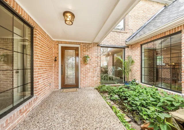 Photo 4 of Sale Pending at 11619 Cherryknoll Dr, Houston, TX 77077 | MLS# 67277518 | Listing updated on 2026-09-17
