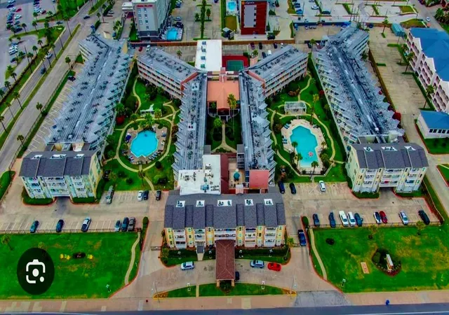Homes for sale in Galveston, TX | 6300 Seawall Boulevard, Galveston, TX 77551 | Houzeo