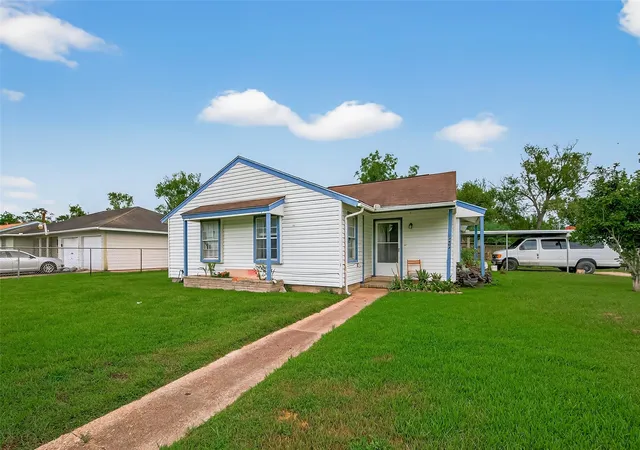 4th image of 12402 Palmfree St, Houston, TX 77034 | MLS# 85814896