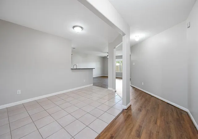 Photo 2 of Single family home for sale at 9815 Onyx Trail Dr, Rosharon, TX 77583 | MLS# 96051284 | Listing updated on 2026-08-26