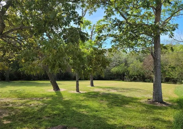 5th image of 3309 Todville Rd, Seabrook, TX 77586 | MLS# 71605142
