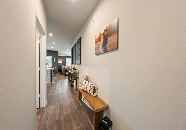 Photo 3 of Sale Pending at 2623 Lost Holly Ln, Conroe, TX 77301 | MLS# 32700689 | Listing updated on 2026-09-20