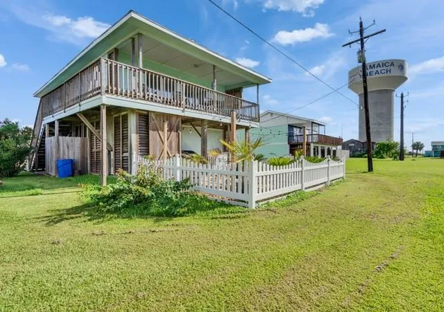 Homes for sale in Jamaica Beach, TX | 16531 Lewis Scott Rd, Jamaica Beach, TX 77554 | MLS# 21574432