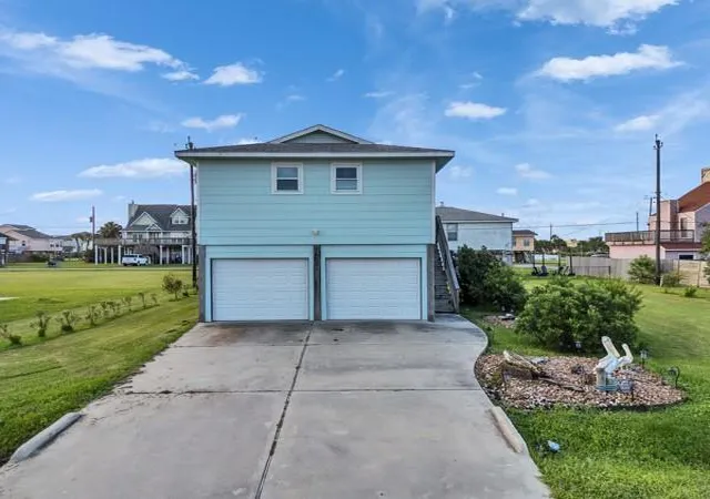 Homes for sale in Jamaica Beach, TX | 16531 Lewis Scott Rd, Jamaica Beach, TX 77554 | MLS# 21574432