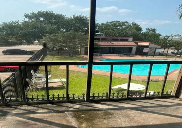 Photo 2 of Condo for sale at 10110 Forum West Dr #422, Houston, TX 77036 | MLS# 79030465 | Listing updated on 2026-09-08