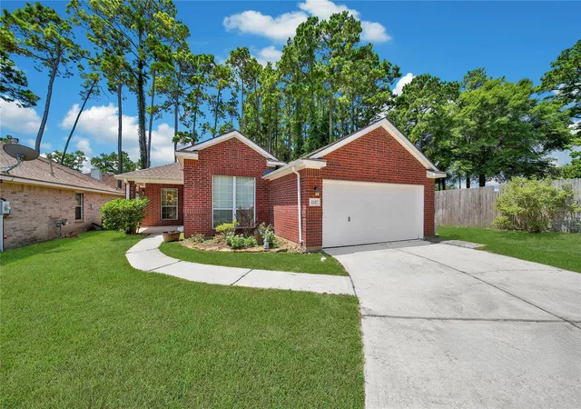 Photo 1 of Single family home for sale at 2227 Valley View Xing, Conroe, TX 77304 | MLS# 5232149 | Listing updated on 2026-09-10