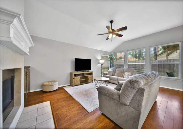Photo 3 of Single family home for sale at 2227 Valley View Xing, Conroe, TX 77304 | MLS# 5232149 | Listing updated on 2026-09-10