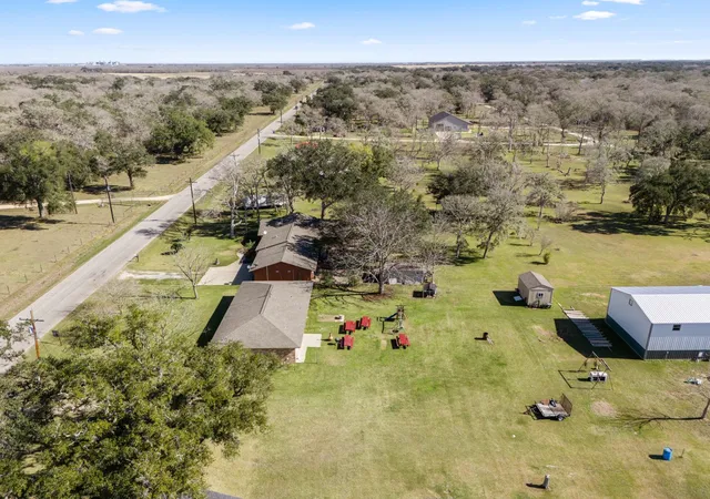 Homes for sale in Bay City, TX | 579 County Road 239, Bay City, TX 77414 | MLS# 73959142