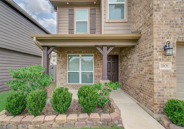 Photo 3 of Single family home for sale at 11606 Downey Violet Ln, Houston, TX 77044 | MLS# 2440747 | Listing updated on 2026-08-01