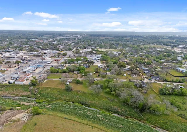 Homes for sale in Hallettsville, TX | 104 Kessler St, Hallettsville, TX 77964 | MLS# 36829495