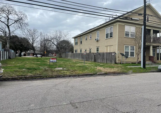 Photo 3 of Land for sale at 1714 Hardy St, Houston, TX 77026 | MLS# 33116244 | Listing updated on 2026-06-22