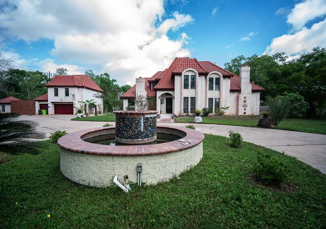 2nd image of 1930 Cartwright Rd, Missouri City, TX 77489 | MLS# 3956960