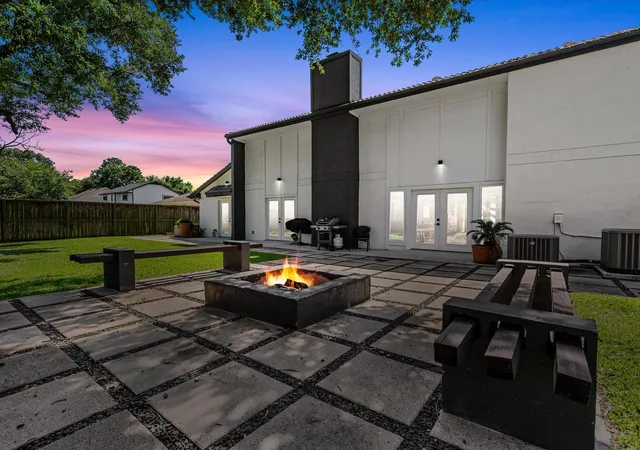 2nd image of 8202 Argentina St, Jersey Village, TX 77040 | MLS# 64927122