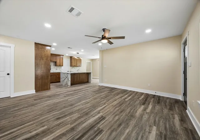 5th image of 1190 County Road 146, Alvin, TX 77511 | MLS# 59851136