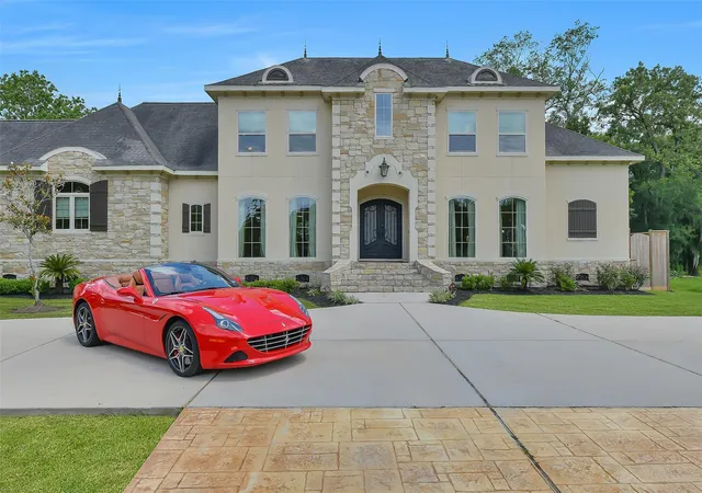 2nd image of 2901 Green Tee Dr, Pearland, TX 77581 | MLS# 40866632