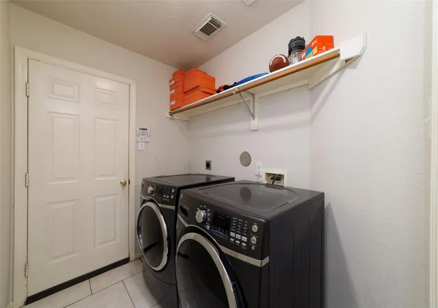20th image of 14235 Hidden Meadow Dr Dr, Sugar Land, TX 77498 | MLS# 3032667
