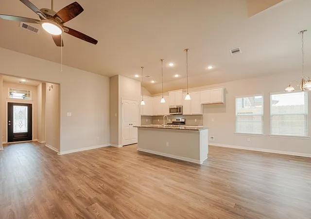Photo 3 of Single family home for sale at 12388 Hackberry Dr, Willis, TX 77318 | MLS# 95801166 | Listing updated on 2026-10-07