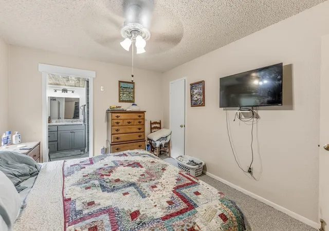 5th image of 12 Bybee Cir, Huntsville, TX 77320 | MLS# 73935475