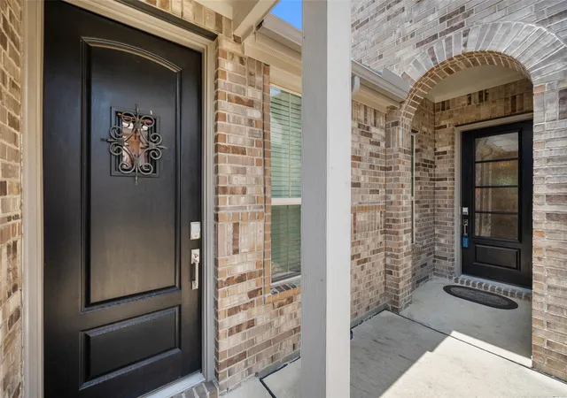 Photo 3 of Single family home for sale at 15003 Mulberry Hallow St, Conroe, TX 77302 | MLS# 65031591 | Listing updated on 2026-09-17