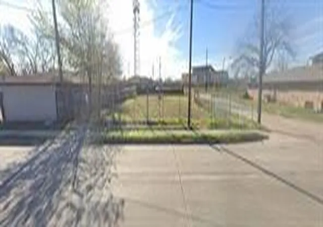 Photo 2 of Land for sale at 8407 N Main St, Houston, TX 77022 | MLS# 4600263 | Listing updated on 2026-06-02