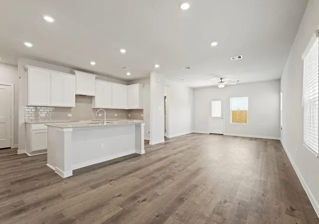 Photo 3 of Single family home for sale at 11507 Heritage Wind Dr, Crosby, TX 77532 | MLS# 11123595 | Listing updated on 2026-09-19