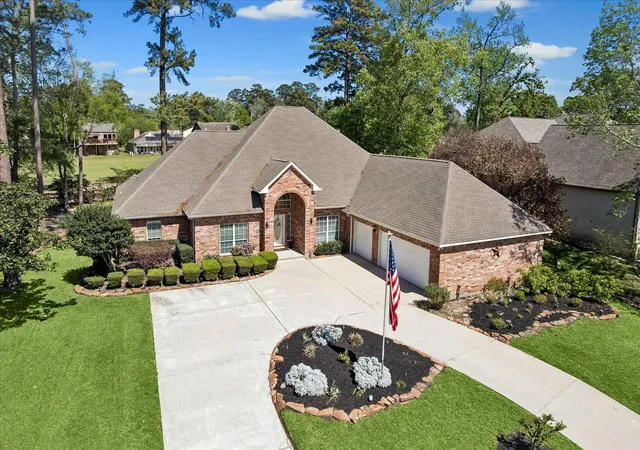 2nd image of 705 Fairway Oaks, Conroe, TX 77302 | MLS# 6848195