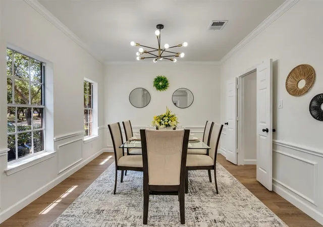 Photo 4 of Sale Pending at 3319 Almond Creek Dr, Houston, TX 77059 | MLS# 57916101 | Listing updated on 2026-09-10