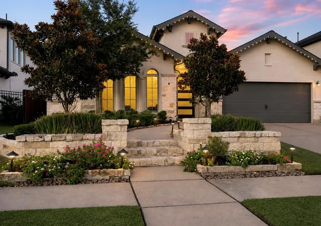 Photo 3 of Sale Pending at 28237 Woodland Bnd Way, Spring, TX 77386 | MLS# 61847885 | Listing updated on 2026-09-18