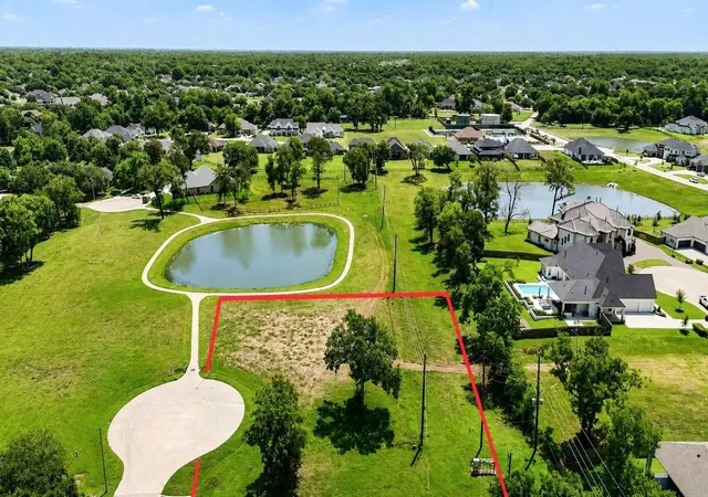 Photo 1 of Land for sale at 33201 Worthing Ln, Fulshear, TX 77441 | MLS# 12630497 | Listing updated on 2026-08-04