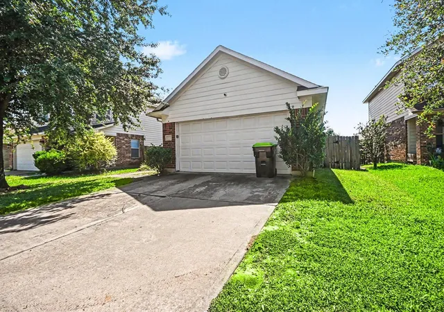 Homes for sale in Houston, TX | 13923 Marners Ct, Houston, TX 77014 | MLS# 31539500