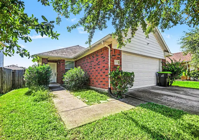 Homes for sale in Houston, TX | 13923 Marners Ct, Houston, TX 77014 | MLS# 31539500