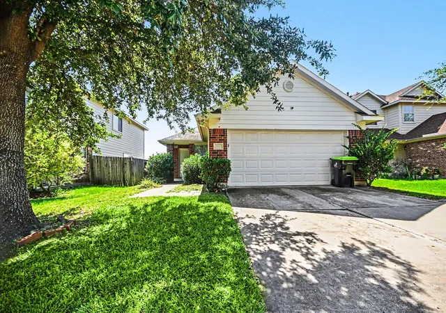 Homes for sale in Houston, TX | 13923 Marners Ct, Houston, TX 77014 | MLS# 31539500