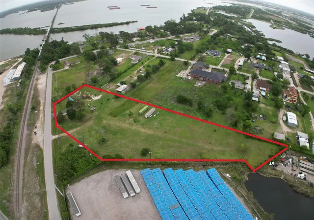 1st image of 330 River Rd, Channelview, TX 77530 | MLS# 80970356