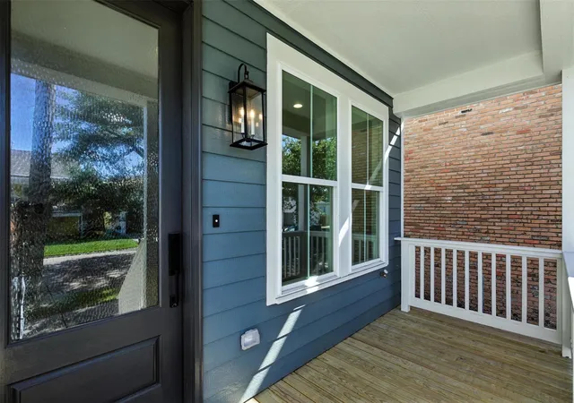Photo 4 of Single family home for sale at 711 Ball St, Galveston, TX 77550 | MLS# 20462444 | Listing updated on 2026-07-19