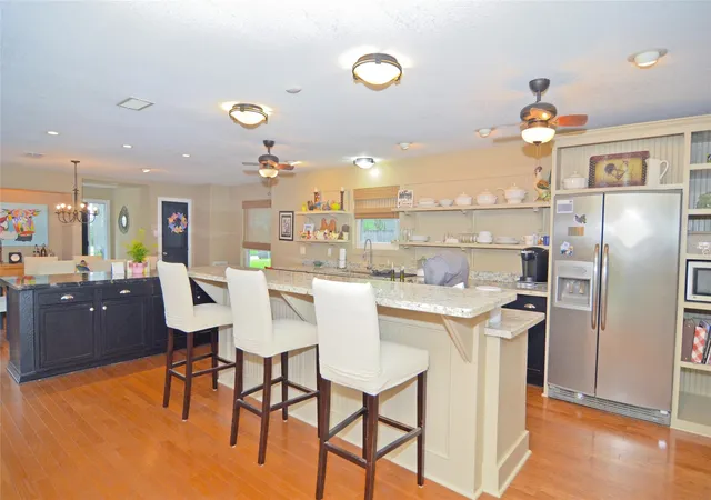 Photo 3 of Sale Pending at 4247 Crownwood Dr, Seabrook, TX 77586 | MLS# 61975777 | Listing updated on 2026-09-05