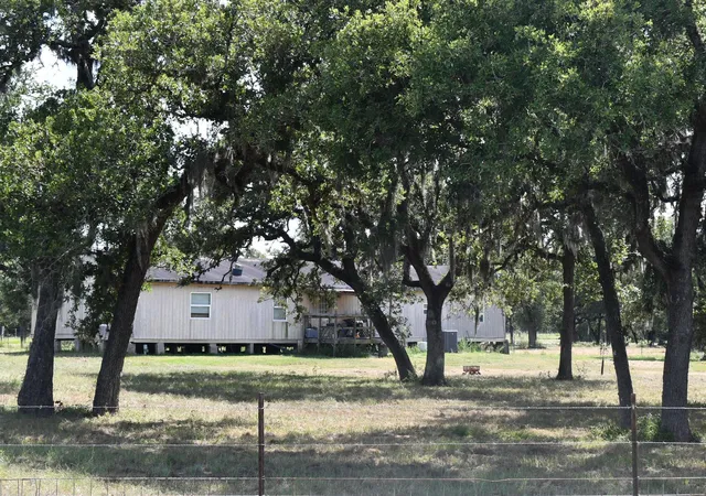 Homes for sale in Hallettsville, TX | 14600 Fm 530, Hallettsville, TX 77964 | MLS# 29266764