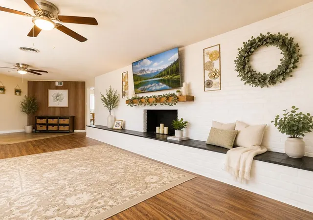Photo 3 of Single family home for sale at 188 Grammar Rd, Houston, TX 77047 | MLS# 51310175 | Listing updated on 2026-08-10