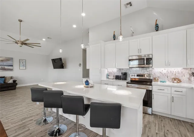Photo 3 of Single family home for sale at 18035 Shaman Dr, Galveston, TX 77554 | MLS# 13521245 | Listing updated on 2026-08-18