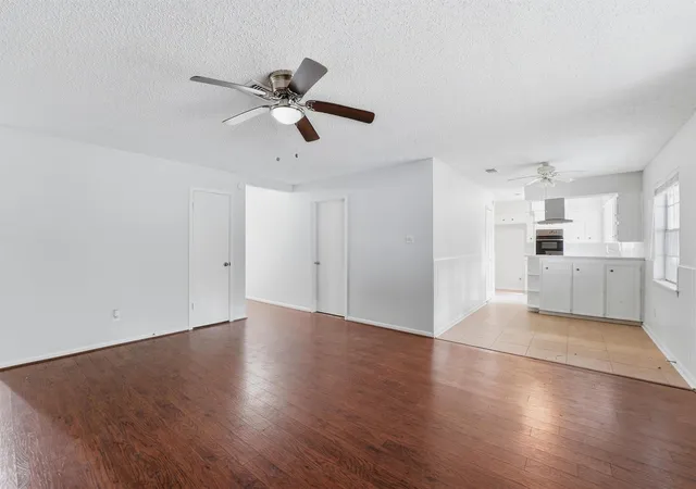 5th image of 430 Eastwood Dr, New Caney, TX 77357 | MLS# 60645898