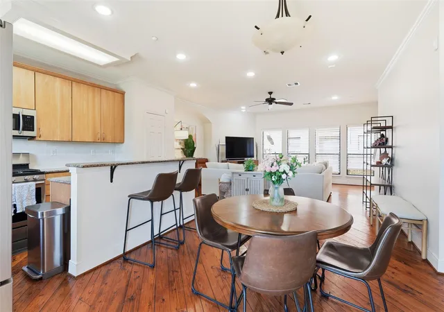 5th image of 2424 Navigation Blvd, Houston, TX 77003