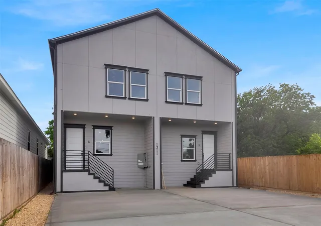 3rd image of 1311 E 33Rd St, Houston, TX 77022 | MLS# 11944677