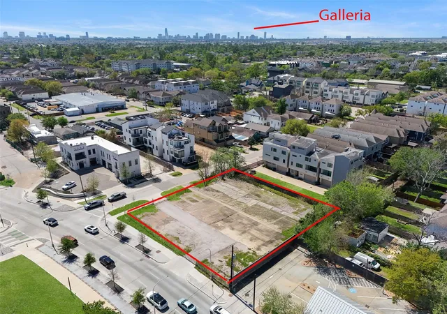 5th image of 1701 N Durham Dr, Houston, TX 77008 | MLS# 95189804