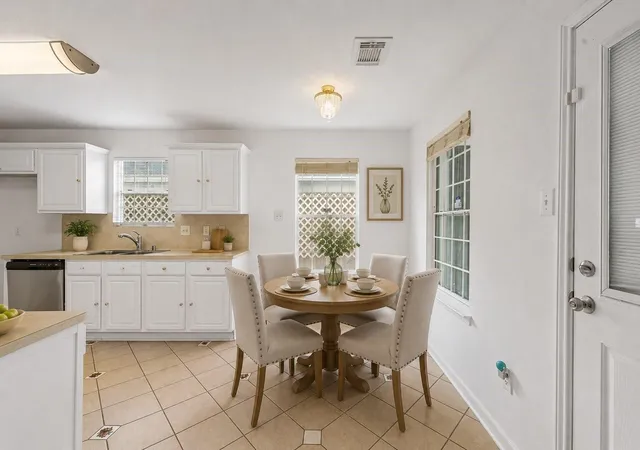 Photo 4 of Single family home for sale at 9742 Kingsville Park Dr, Houston, TX 77083 | MLS# 74179772 | Listing updated on 2026-08-22
