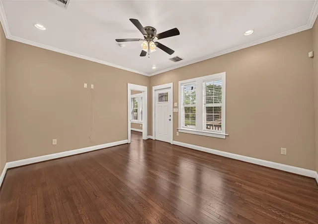 3rd image of 1419 Lombardy St, Houston, TX 77023 | MLS# 75777565