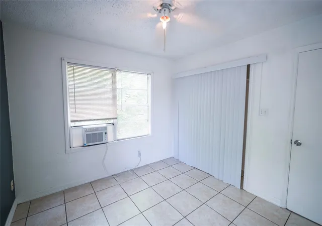 20th image of 1138 4th Ave N, Texas City, TX 77590 | MLS# 58393428